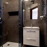 Kama 3*