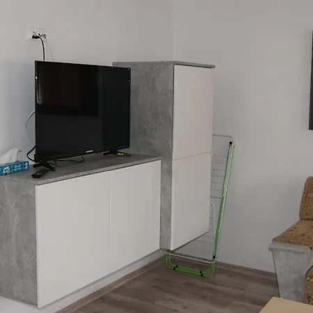 Bed & Breakfast Kama 3*