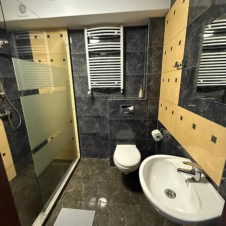 Kama Bed & Breakfast 3*
