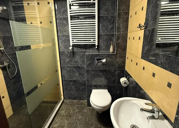 Kama Bed and Breakfast 3*